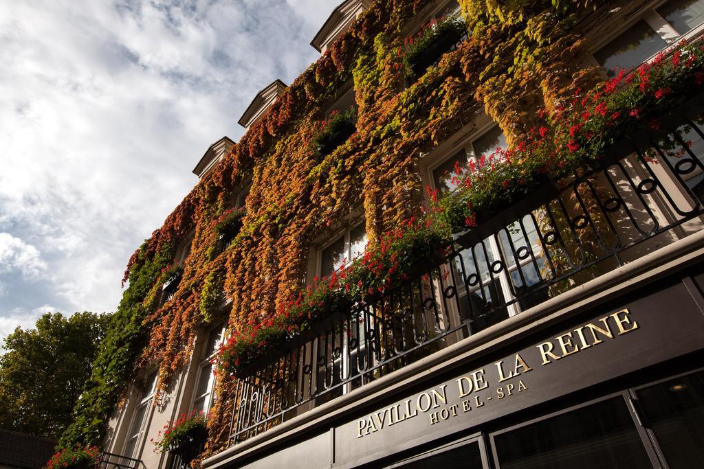 Hotel Le Pavillon de la Reine & Spa Paris Exterior foto