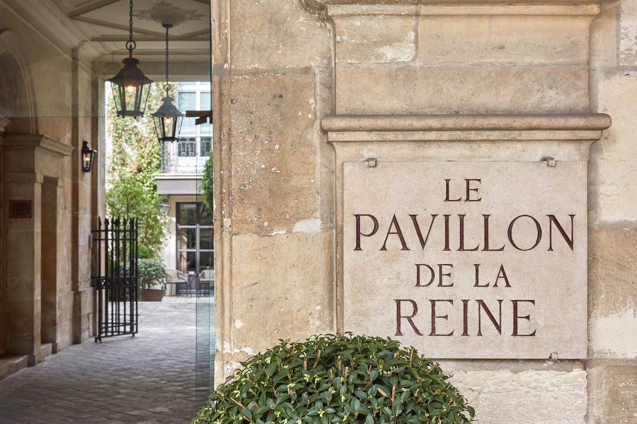 Hotel Le Pavillon de la Reine & Spa Paris Exterior foto