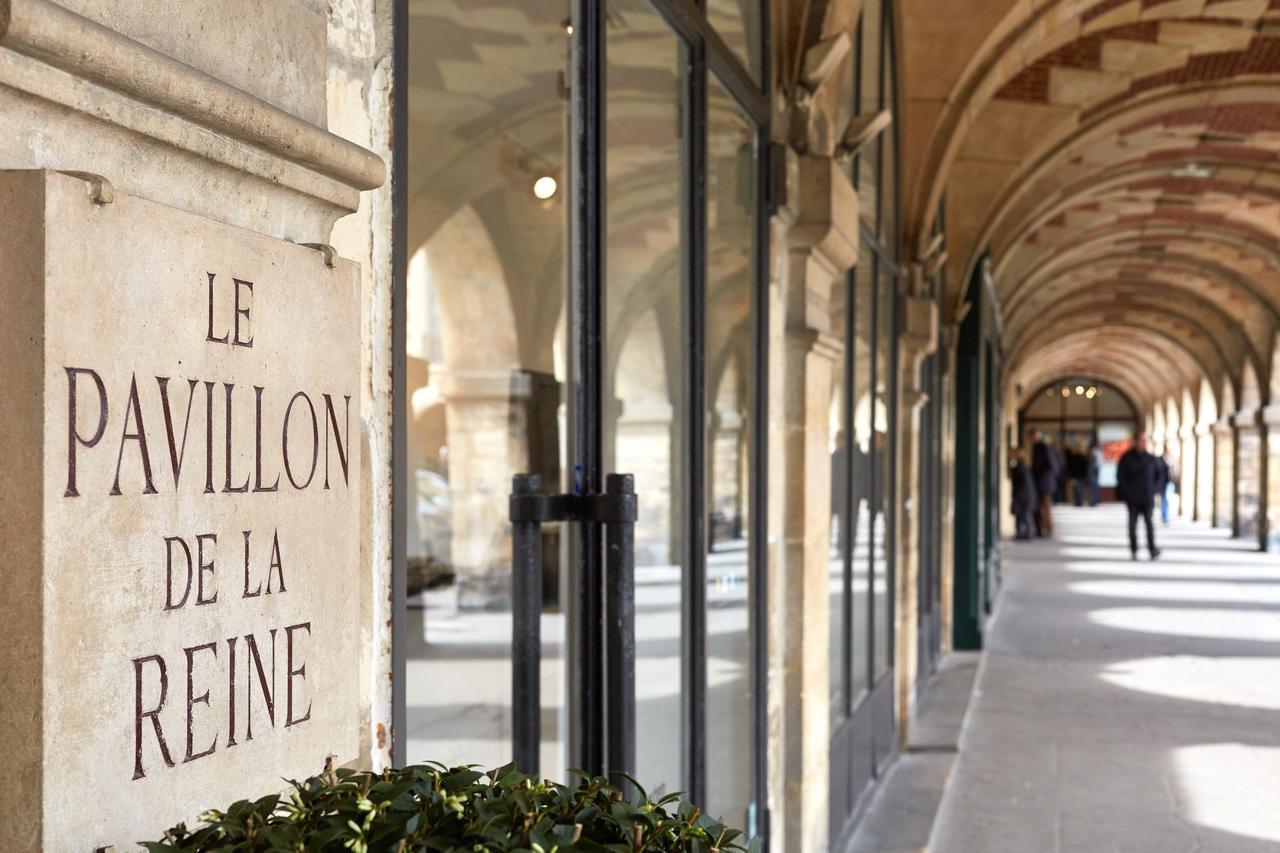 Hotel Le Pavillon de la Reine & Spa Paris Exterior foto